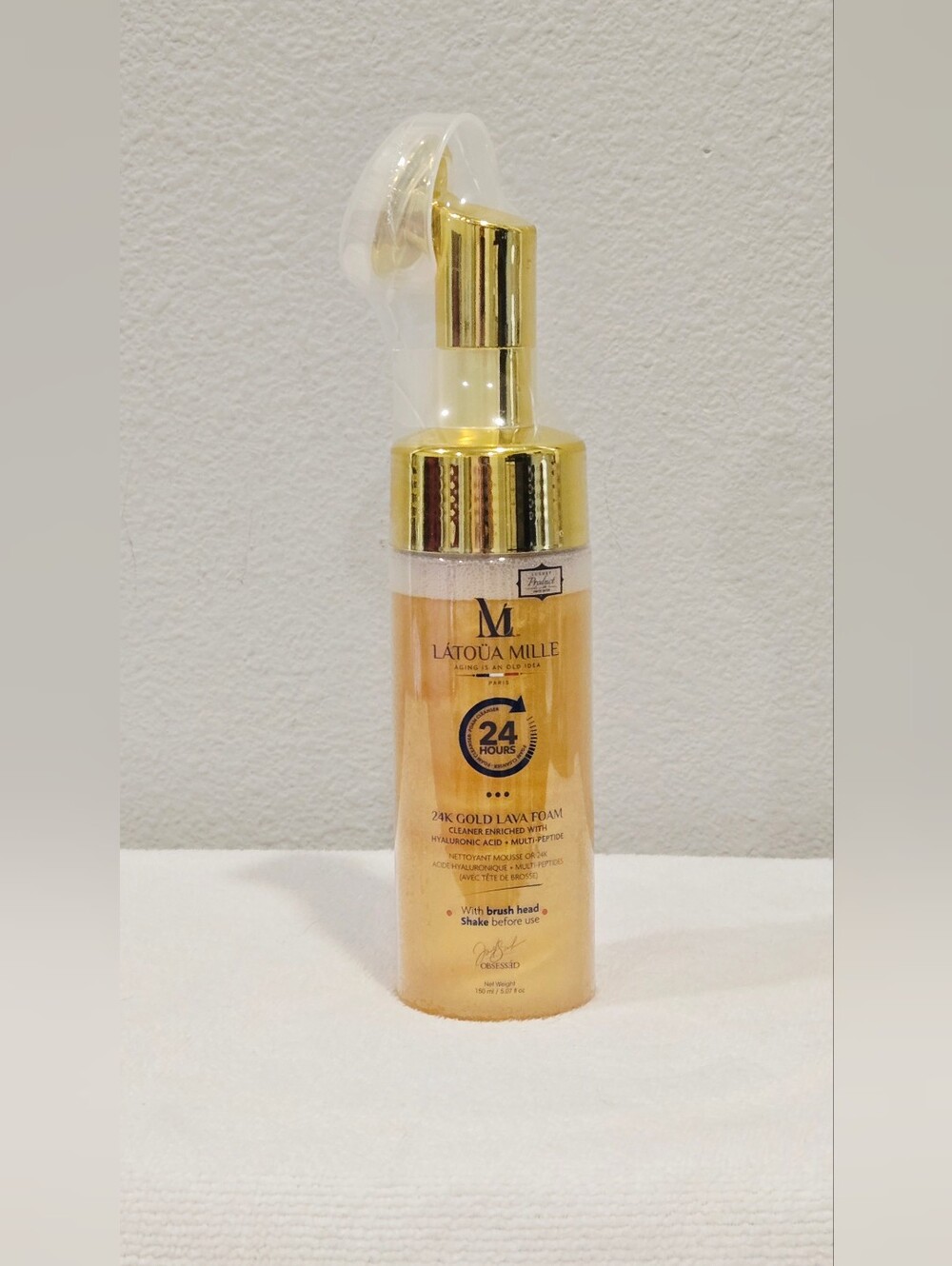 LÁTOÜA MILLIE 24k Gold Lava Foam Facial Cleanser With Brush Head